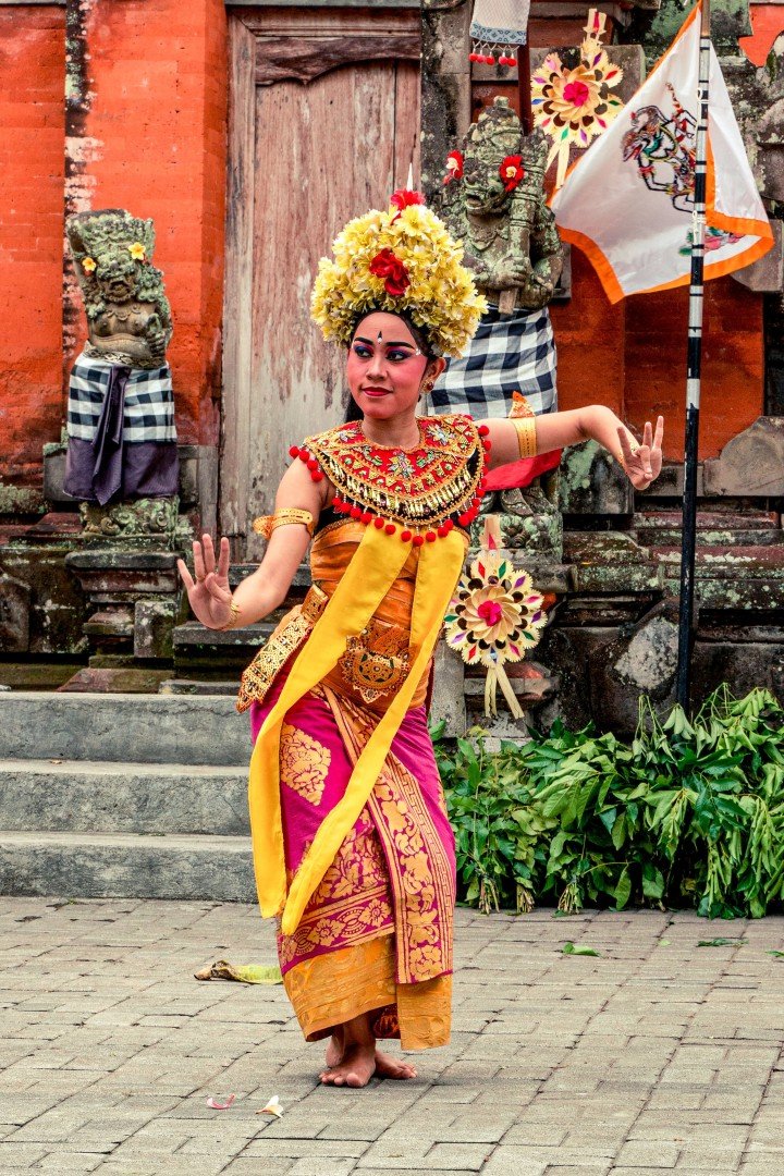 Danseuse traditionnelle balinaise
